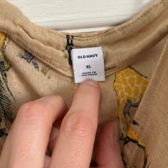 Old Navy Linen Blend Safari Animal Button Front Tank Size XL - Picture 6 of 7